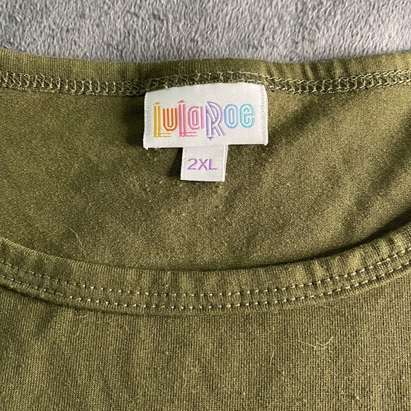 Lularoe Gigi - Picture 2 of 4